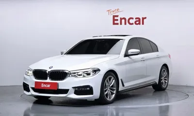 BMW 5-Series · 2017 год