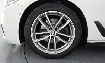 BMW 5-Series 2017, 132614 км, за 15091.24 USD
