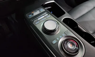 Genesis GV70 2023, 60545 км, за 21333.86 USD - фото 9