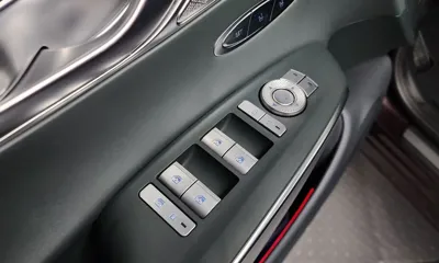 Genesis GV70 2023, 60545 км, за 21333.86 USD - фото 29