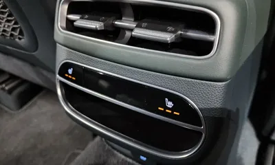 Genesis GV70 2023, 60545 км, за 21333.86 USD - фото 31