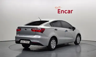 Kia Pride 2015, 44448 км, за 3232.42 USD