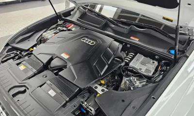 Audi Q8 2023, 30464 км, за 48772.53 USD - фото 6
