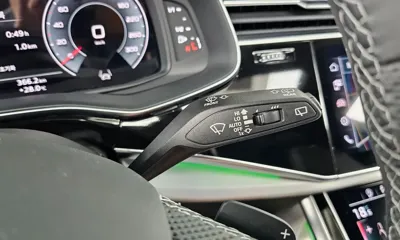 Audi Q8 2023, 30464 км, за 48772.53 USD - фото 27