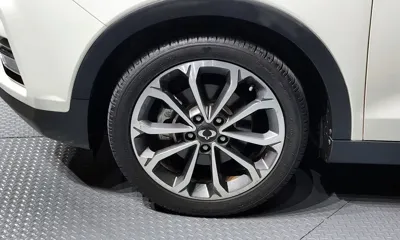 KG_Mobility_Ssangyong TIBOLI 2018, 22290 км, за 7866.21 USD