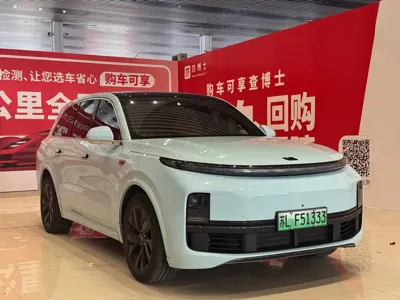 Li Auto Li L8 2023, 50000 км, за 28911.49 USD