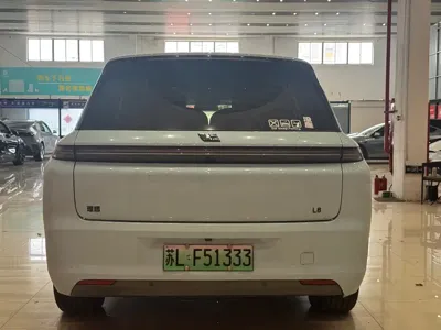 Li Auto Li L8 2023, 50000 км, за 28911.49 USD
