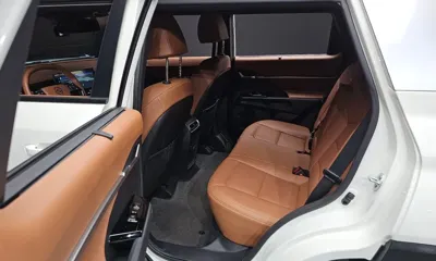 KG_Mobility_Ssangyong Torres 2023, 9870 км, за 16404.1 USD - фото 11