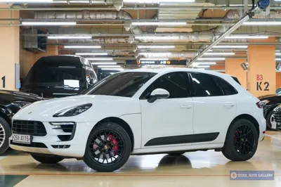 Porsche Macan · 2018 год