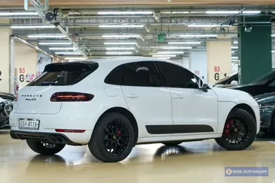 Porsche Macan 2018, 94900 км, за 30409.57 USD
