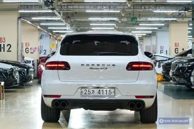 Porsche Macan 2018, 94900 км, за 30409.57 USD