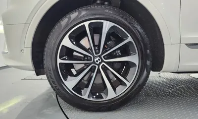 Bentley Bentayga 2024, 21612 км, за 163450.18 USD
