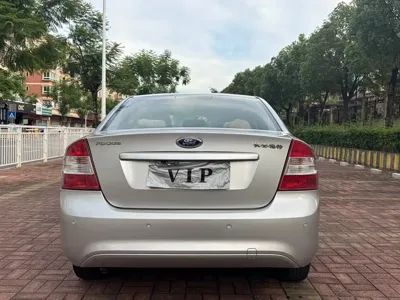 Ford Focus 2014, 90000 км, за 1296.61 USD - фото 6