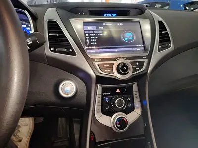 Hyundai Elantra Langdong 2017, 73600 км, за 4972.74 USD - фото 13