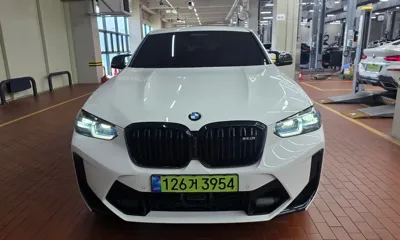 BMW X4M 2025, 4425 км, за 58605.17 USD