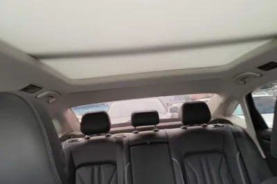 Volkswagen Passat 2023, 26700 км, за 17507 USD - фото 26