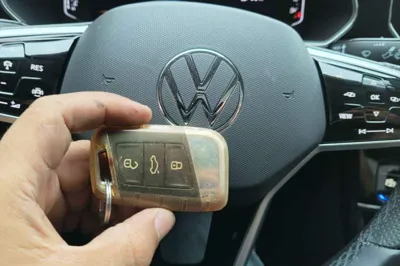 Volkswagen Passat 2023, 26700 км, за 17507 USD - фото 29