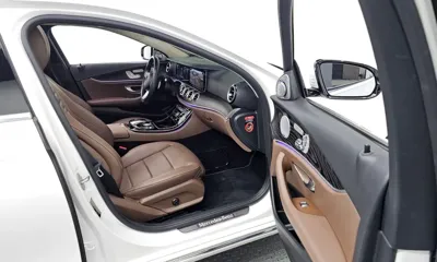 Mercedes-Benz E-Class 2018, 63792 км, за 66218.49 USD - фото 11