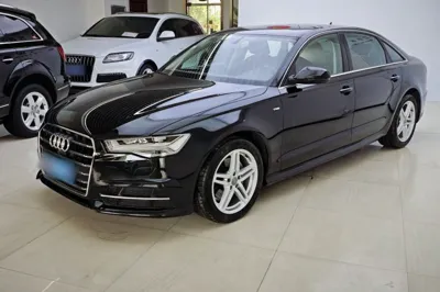 Audi A6L · 2018 год