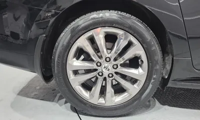 Kia Canival 2017, 120539 км, за 9124.33 USD