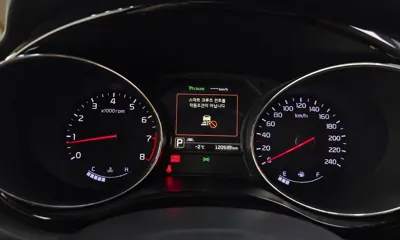Kia Canival 2017, 120539 км, за 9124.33 USD - фото 8