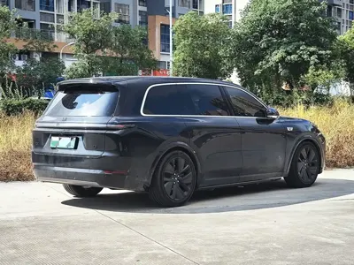 Li Auto Li L9 2023, 60000 км, за 35185.02 USD