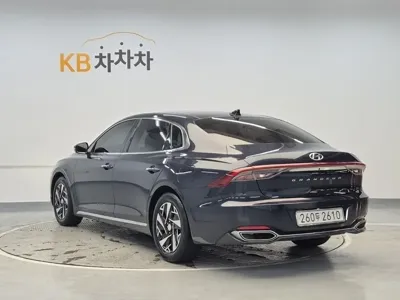 Hyundai Grandeur 2021, 81680 км, за 13921.43 USD
