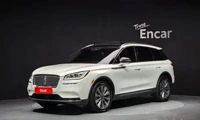Lincoln Corsair · 2020 год