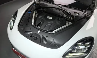 Porsche Panamera 2018, 176653 км, за 35097.99 USD - фото 6