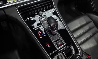 Porsche Panamera 2018, 176653 км, за 35097.99 USD - фото 9