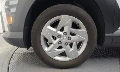 Hyundai Kona 2023, 61830 км, за 18475.17 USD