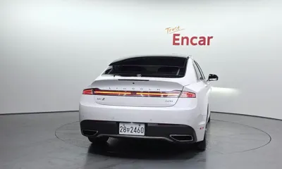 Lincoln MKZ 2017, 87058 км, за 10505.45 USD