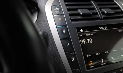 Lincoln MKZ 2017, 87058 км, за 10505.45 USD - фото 9