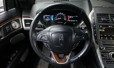 Lincoln MKZ 2017, 87058 км, за 10505.45 USD - фото 16