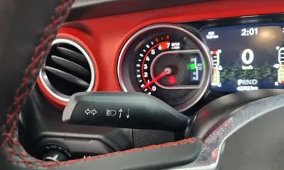 Jeep Wrangler 2019, 42782 км, за 27898.12 USD - фото 28