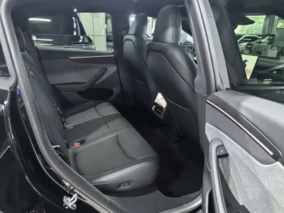 Tesla Model Y 2026, 100 км, за 35579.06 USD - фото 12
