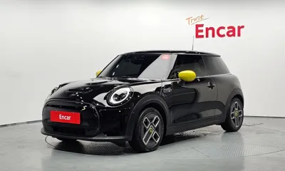 MINI Cooper · 2022 год