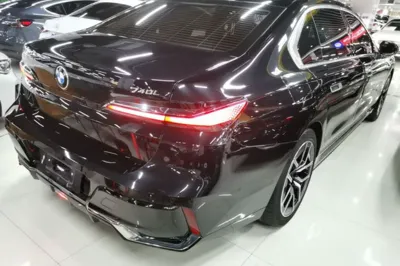 BMW 7 Series 2023, 51400 км, за 68707 USD - фото 6