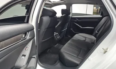 Honda Accord 2019, 27082 км, за 14866.48 USD - фото 12