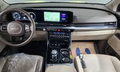 Kia Canival 2023, 60891 км, за 24986.85 USD - фото 7