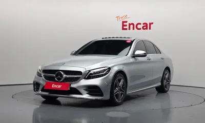 Mercedes-Benz C-Class · 2021 год