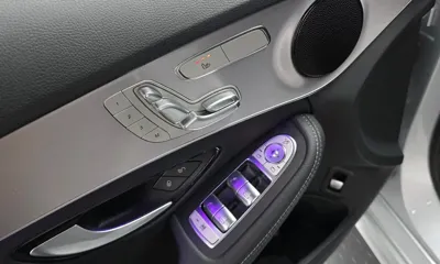 Mercedes-Benz C-Class 2021, 24981 км, за 18434.09 USD - фото 18