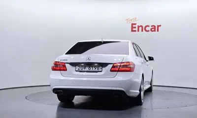 Mercedes-Benz E-Class 2013, 160682 км, за 3575.37 USD