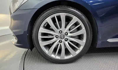 Genesis G80 2018, 117378 км, за 11100.1 USD