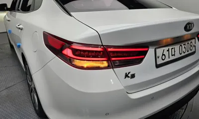 Kia K5 2017, 124398 км, за 5798.05 USD - фото 23