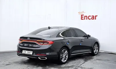 Hyundai Grandeur 2019, 141672 км, за 8741.71 USD