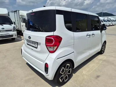 Kia Ray 2021, 28181 км, за 8533.54 USD