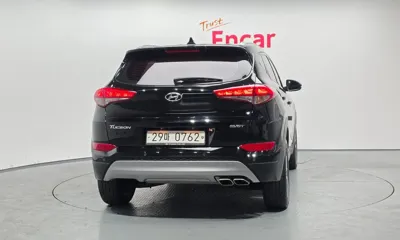Hyundai Tucson 2017, 52776 км, за 9584.88 USD