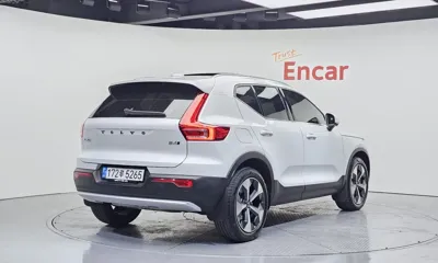 Volvo XC40 2023, 26999 км, за 24878.56 USD