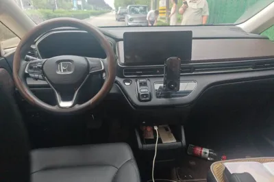 Honda Odyssey 2022, 30900 км, за 23438 USD - фото 9